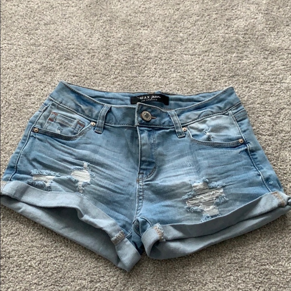 NWOT Wax Jean distressed shorts